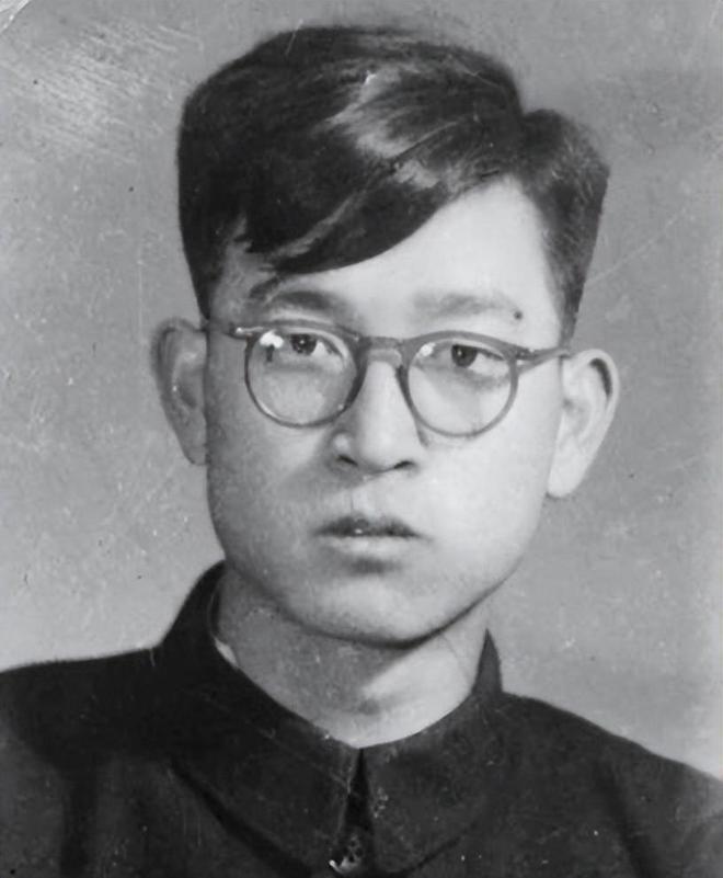 是挚友女婿是著名社会评论家司马南凯发K8登录他曾任作协副主席跟(图8)