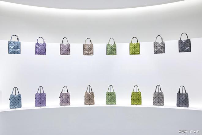 IYAKE三里屯太古里限时活动--“VOICE”凯发k8娱乐唯一BAO BAO ISSEY M(图3)